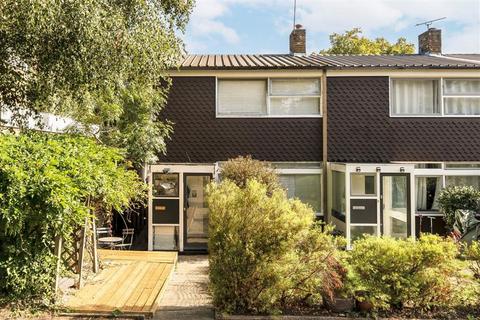 3 bedroom semi-detached house for sale, The Hall, London SE3