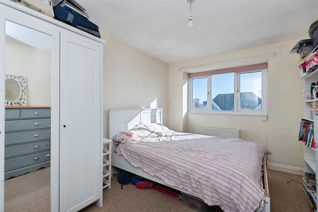 Apartment in Bournemouth - View 3
