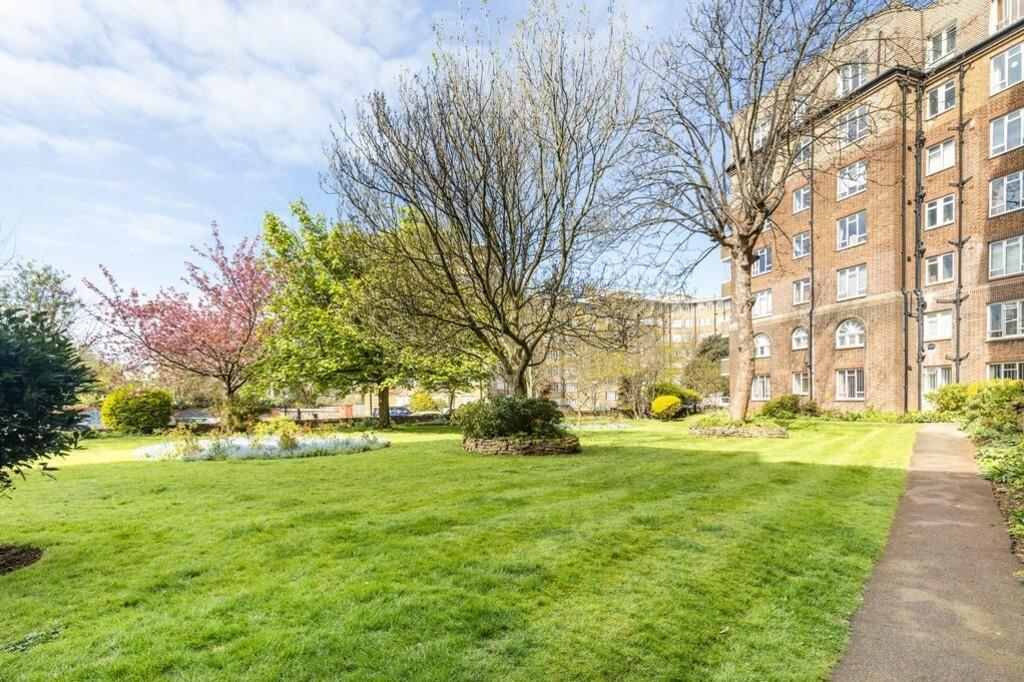 Apartment in Hove - View 3