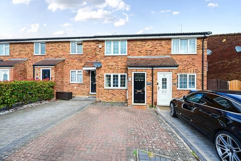 2 bedroom terraced house for sale, Cherrytree Close, Sandhurst GU47