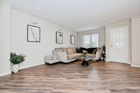 3 bedroom semi-detached house for sale, Moss Way, DARTFORD, Kent, DA2