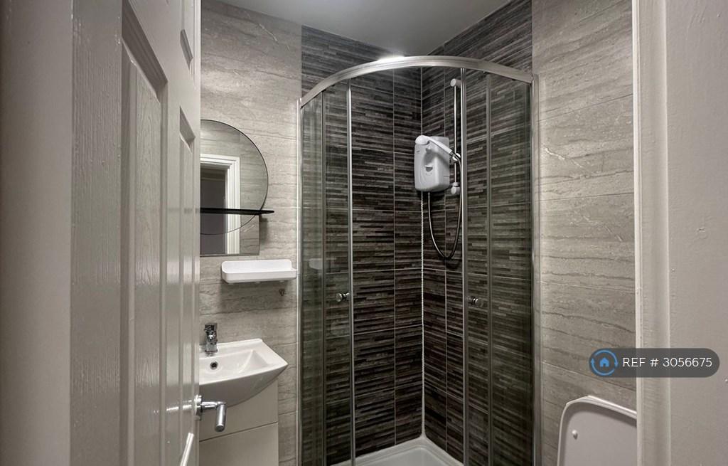 Apartment in Liverpool - View 2