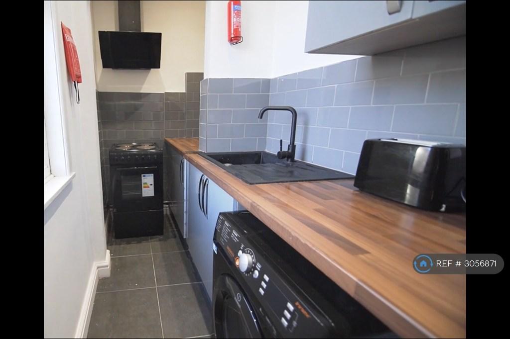 Apartment in Leicester - View 5