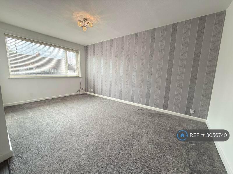 Apartment in Sutton Coldfield - View 2