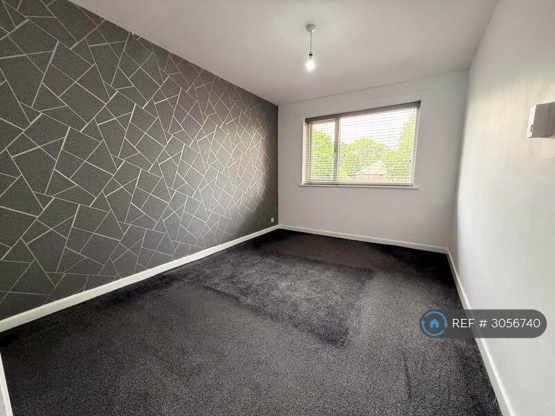 Apartment in Sutton Coldfield - View 4