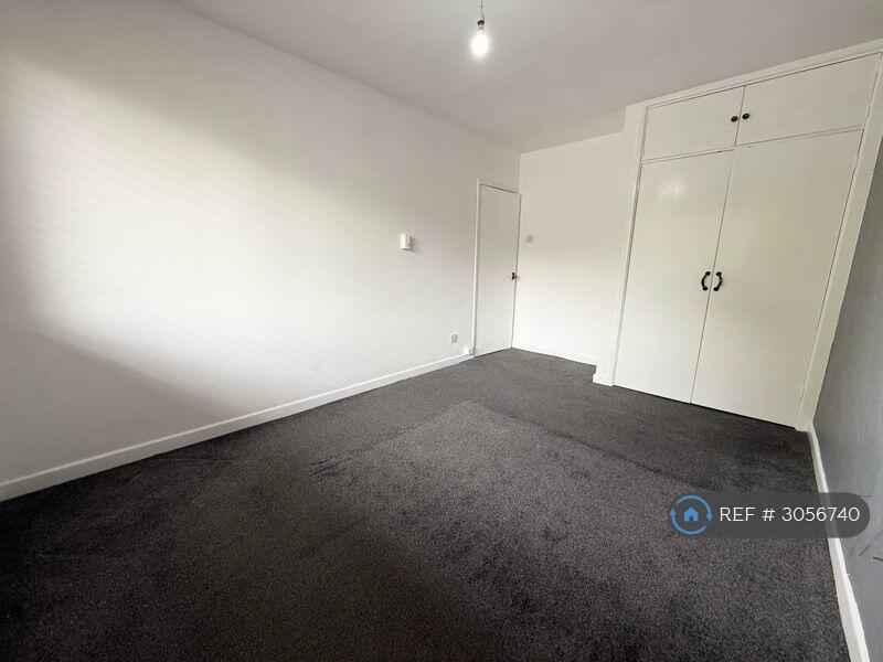 Apartment in Sutton Coldfield - View 5