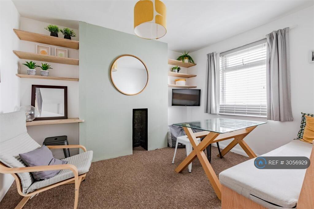 House in Brighton - View 4