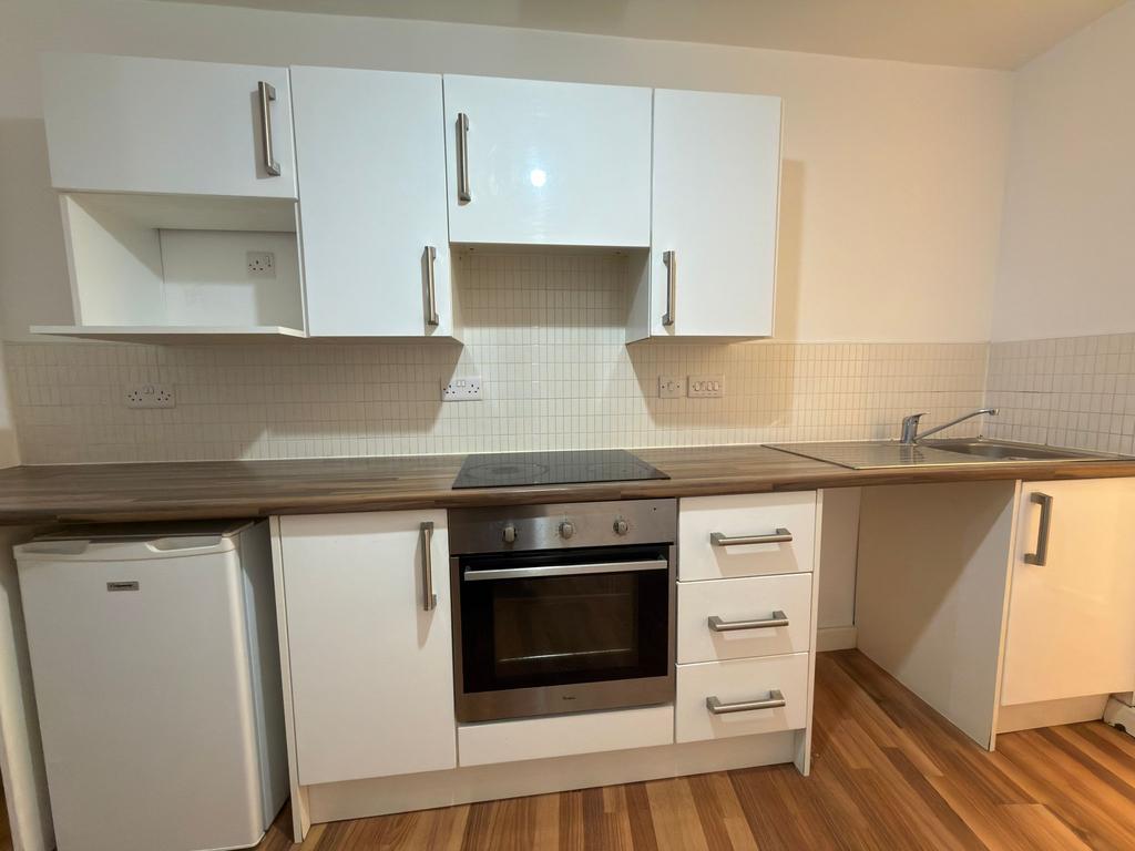 Apartment in Leicester - View 2