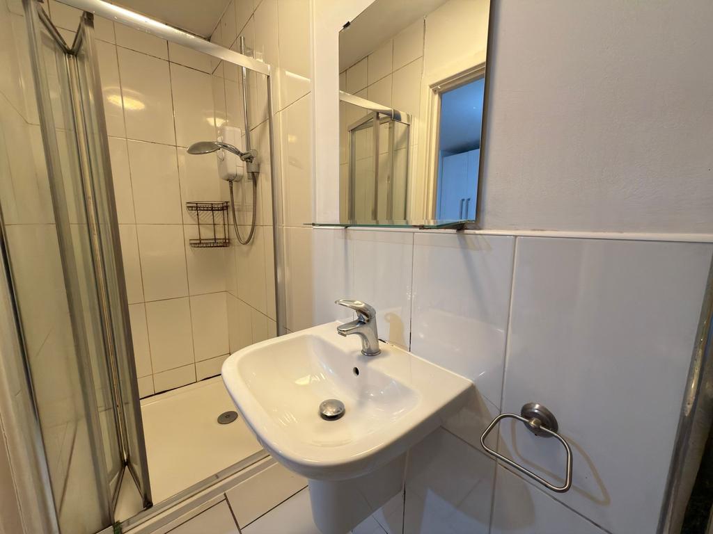 Apartment in Leicester - View 5