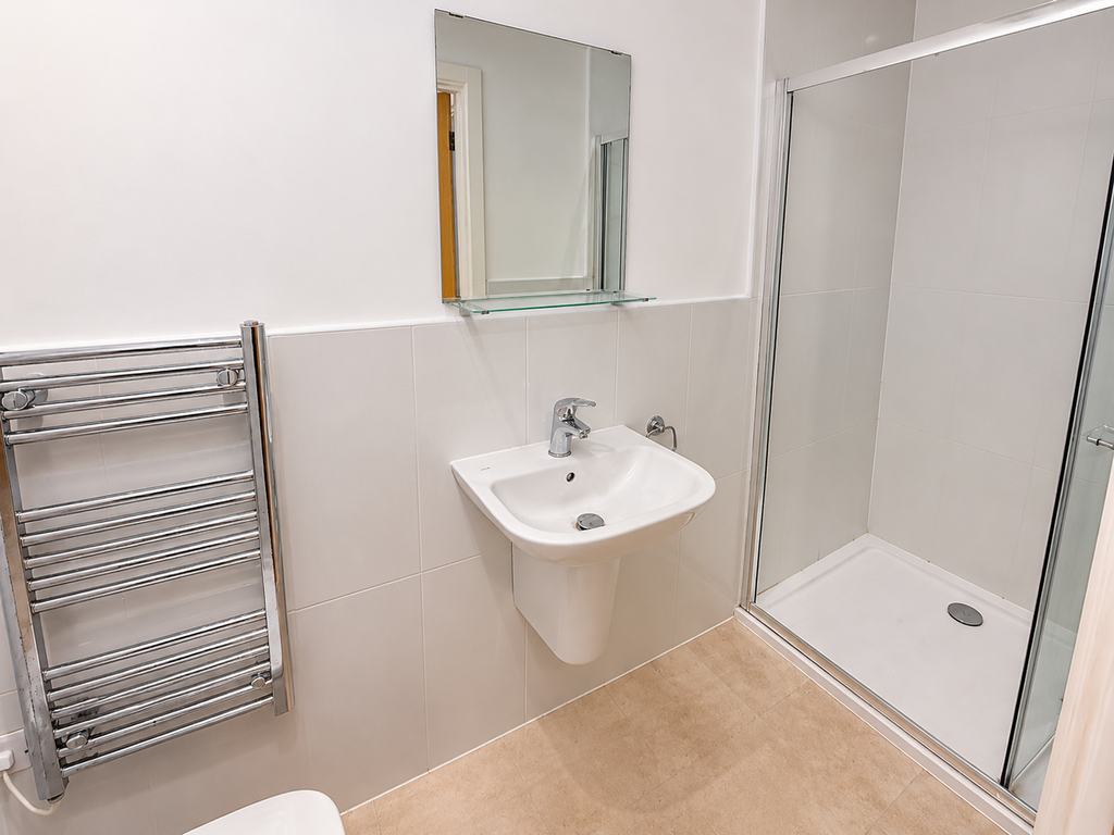Apartment in Leicester - More
