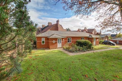 2 bedroom semi-detached bungalow for sale, Montague Rise, Horseguards, Exeter