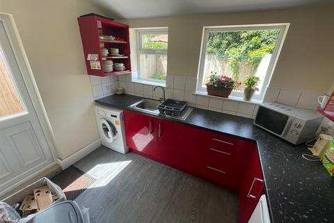 4 bedroom house share to rent, Vermont Street, Hull