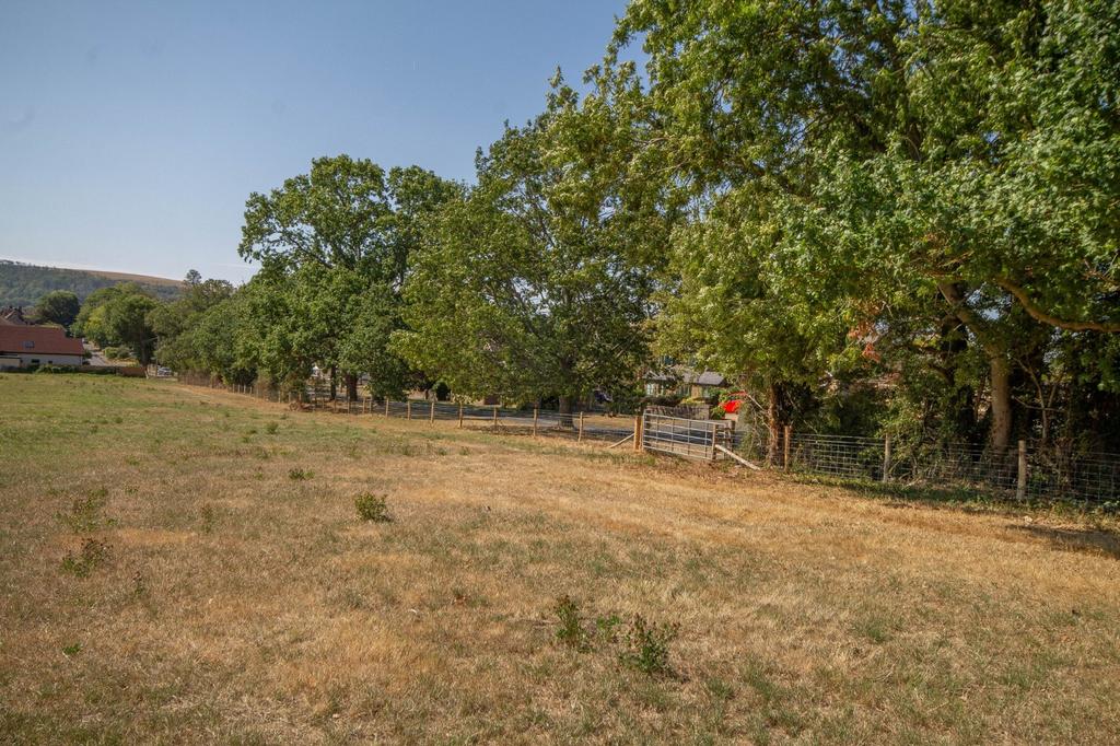 Grand Avenue, Hassocks - View 5