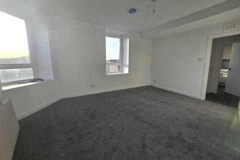 2 bedroom flat to rent, 12 3/R Dundonald Street, ,