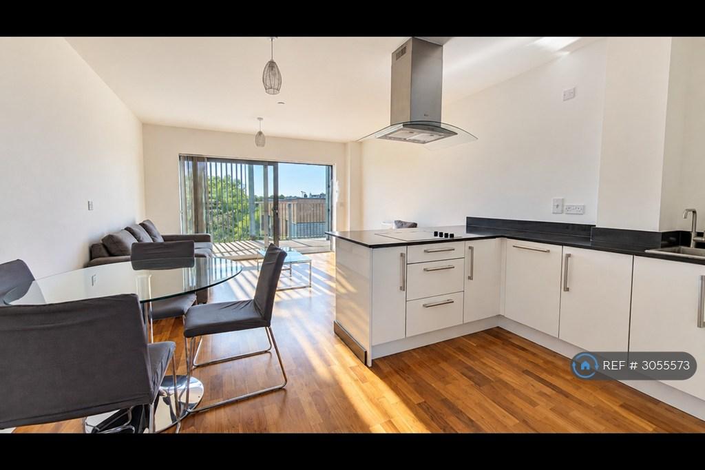 Apartment in Cambridge - View 4
