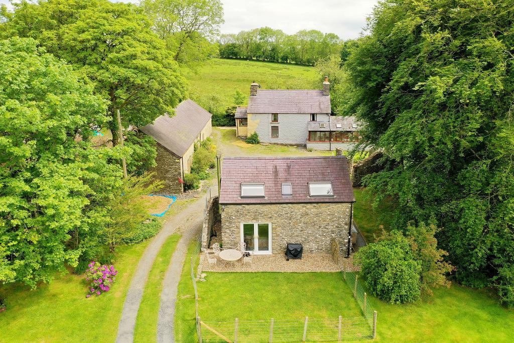 House in Nr Llanon - View 3