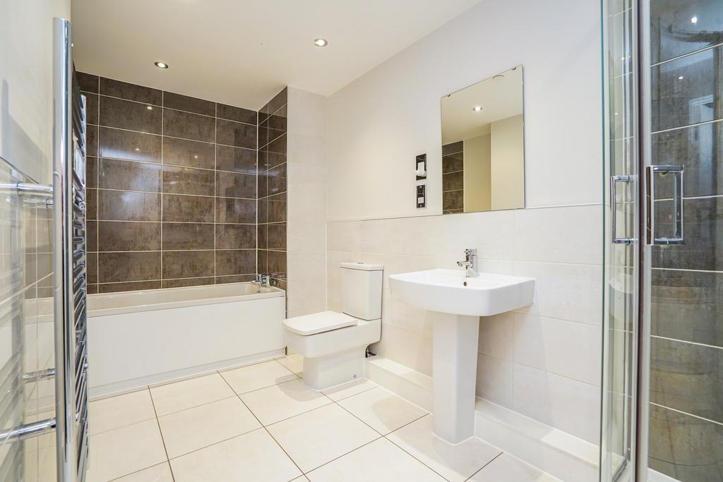 Apartment in Leeds - View 4