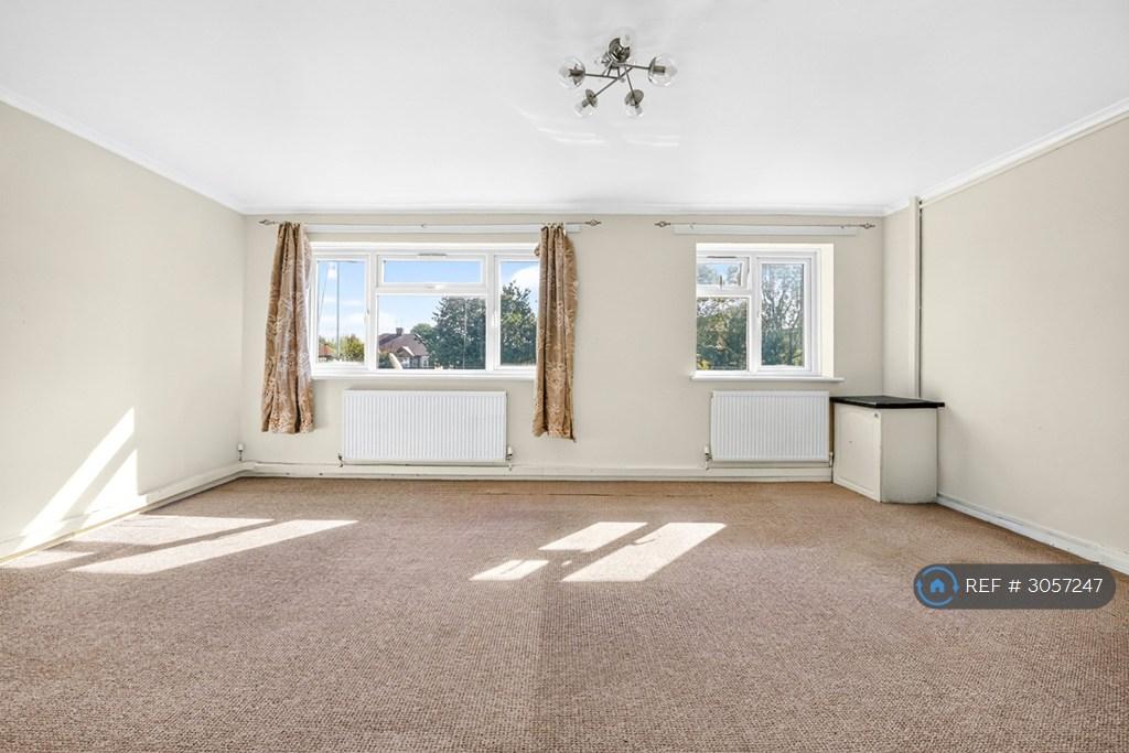 Apartment in Northolt - View 4