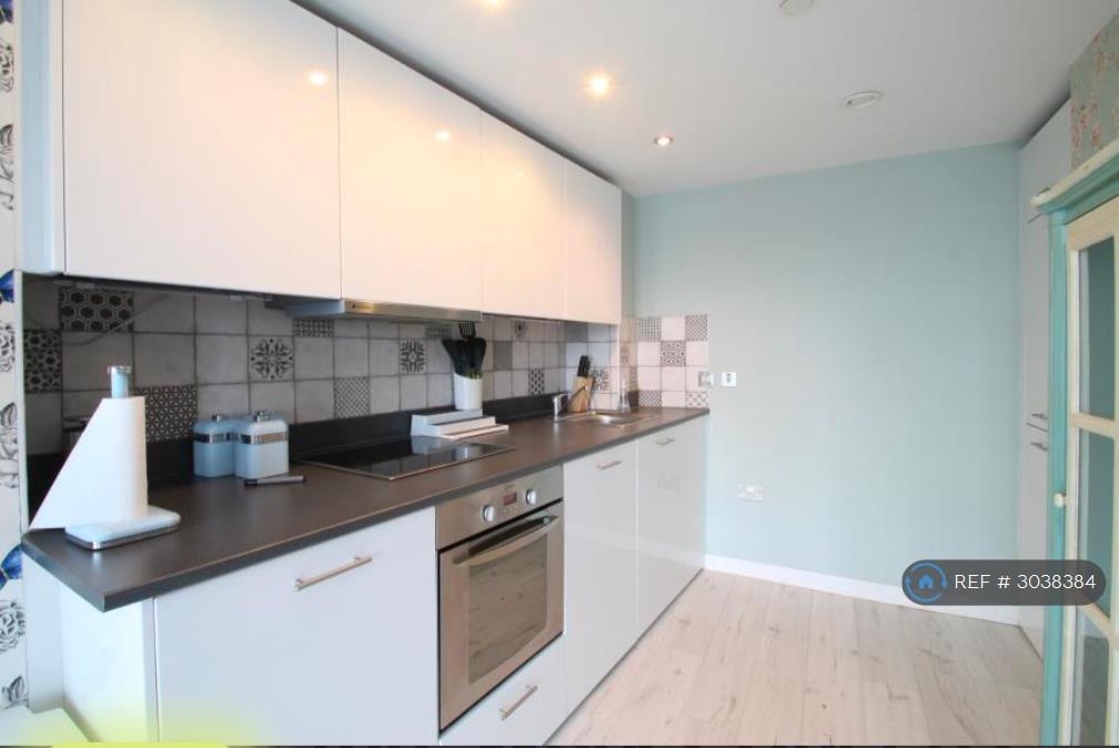 Apartment in Nottingham, Hockley, The Meadows - View 3