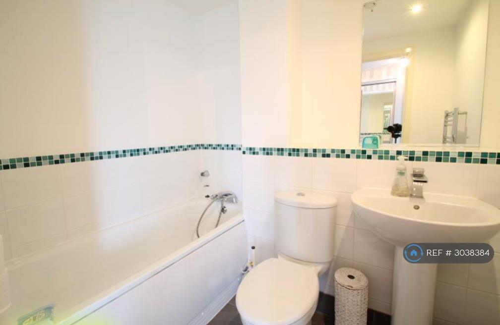 Apartment in Nottingham, Hockley, The Meadows - More