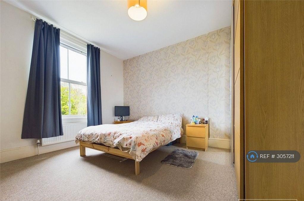 Apartment in Reading, Katesgrove, Coley - View 4