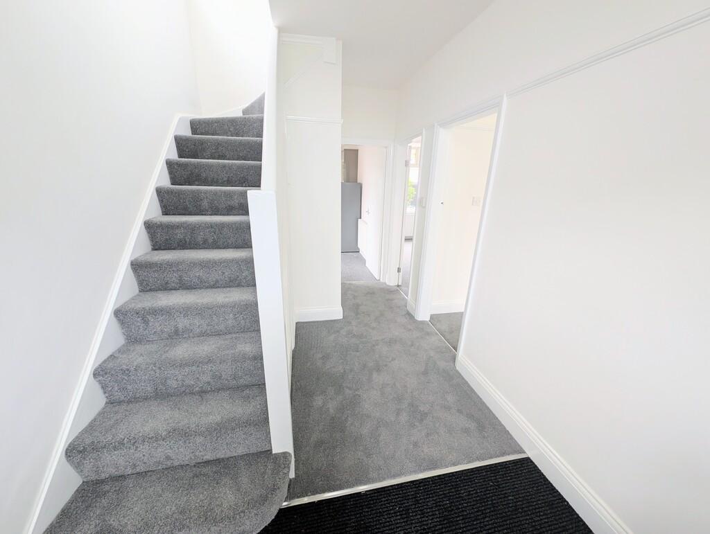 House in Nottingham, Beeston - View 3