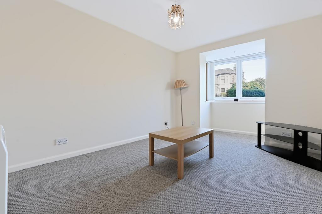 Apartment in Edinburgh - View 4