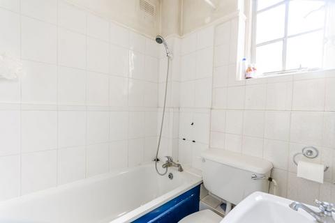 Studio to rent, Abbey Road, St John's Wood, London, NW8