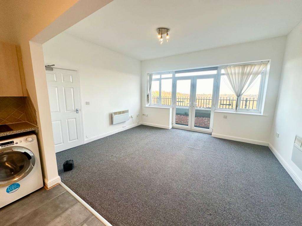Apartment in Nottingham - View 4