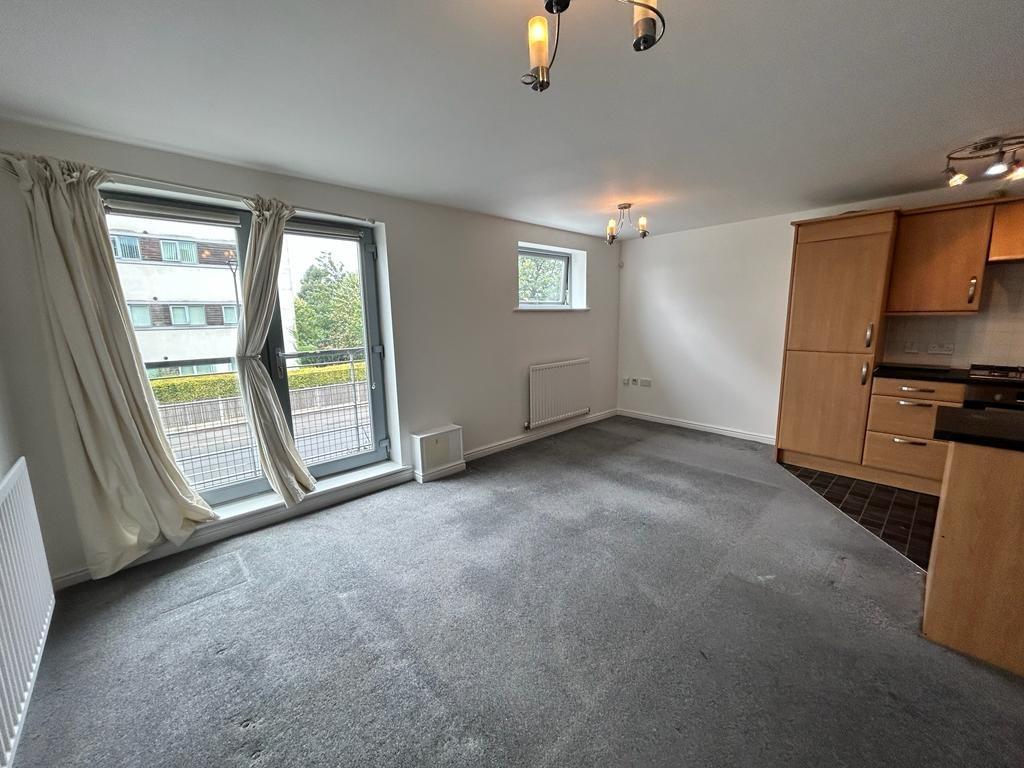 Apartment in Manchester, Beswick - View 4