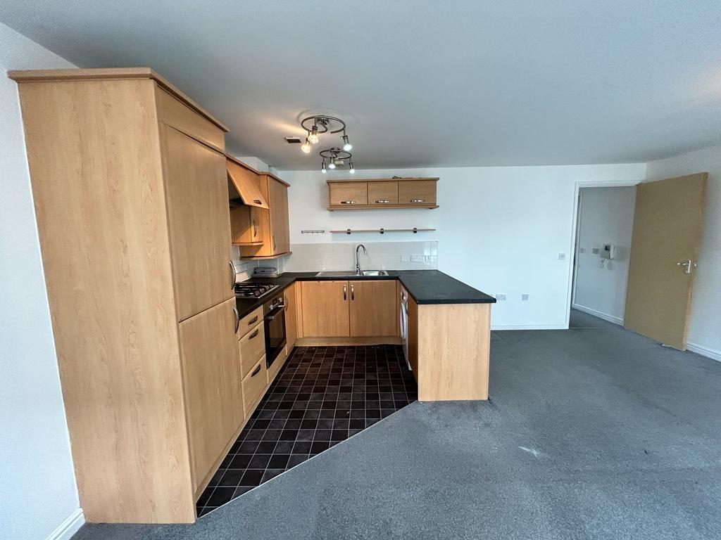 Apartment in Manchester, Beswick - View 5