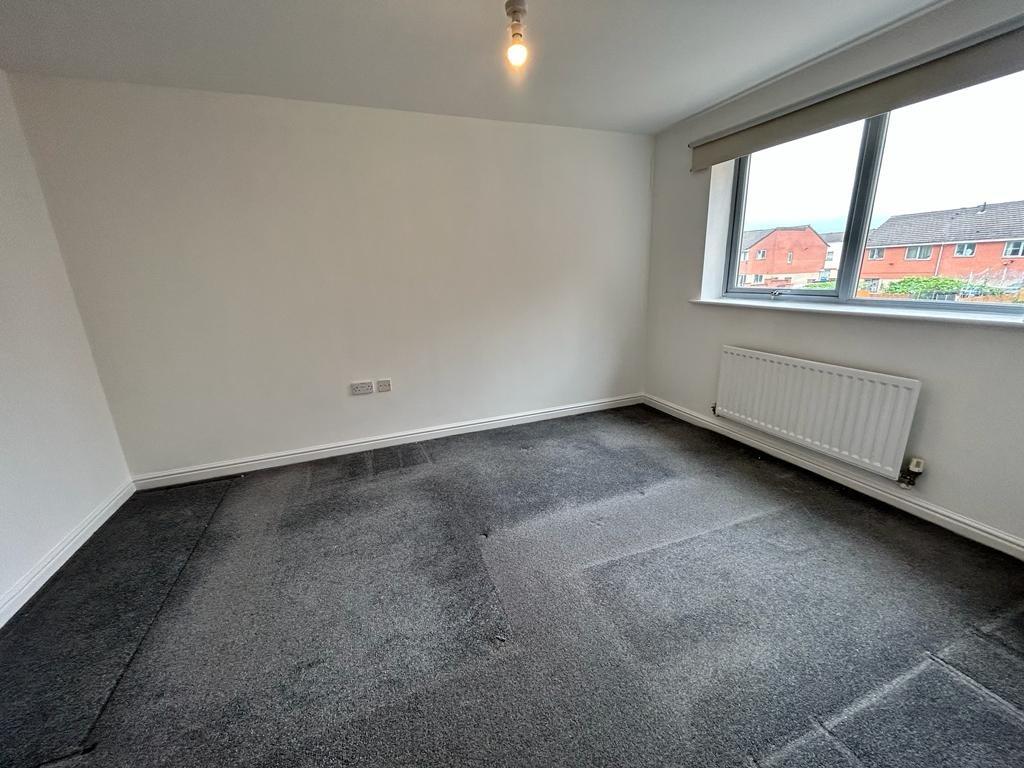 Apartment in Manchester, Beswick - More