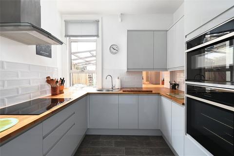 4 bedroom semi-detached house for sale, Thetford Road, Surrey TW15