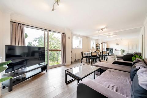 1 bedroom flat to rent, Palmerston Road, Buckhurst Hill