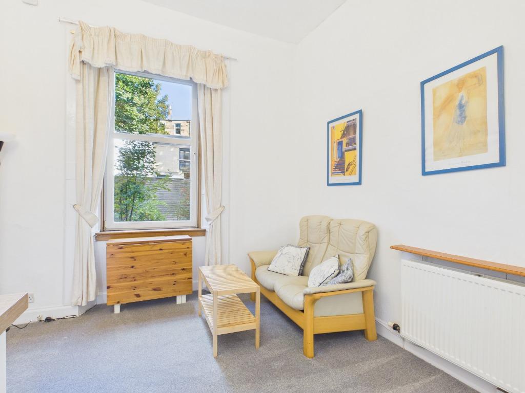 Apartment in Edinburgh - View 3