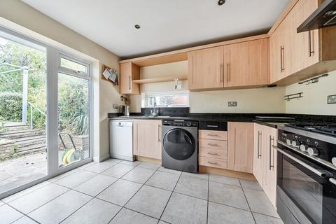 3 bedroom bungalow for sale, Broadwater Road, Twyford, Reading