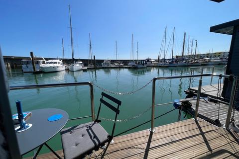 1 bedroom apartment for sale, Brighton Marina Village, Brighton, BN2