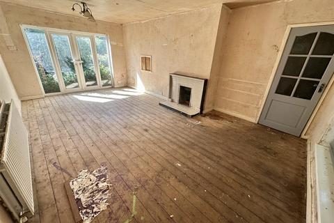 2 bedroom semi-detached bungalow for sale, Ennerdale Road, Dewsbury