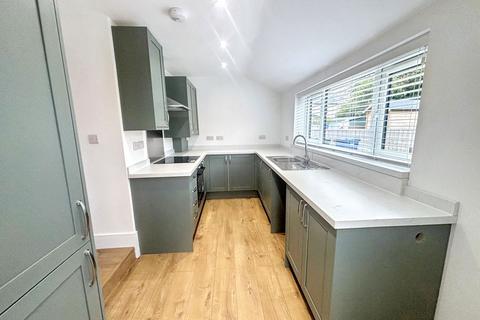 2 bedroom bungalow for sale, Ashwood Crescent, Walkerville, Newcastle upon Tyne, Tyne and Wear, NE6 4PL