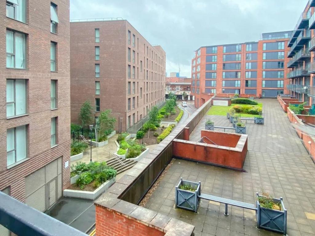 Apartment in Birmingham - View 4