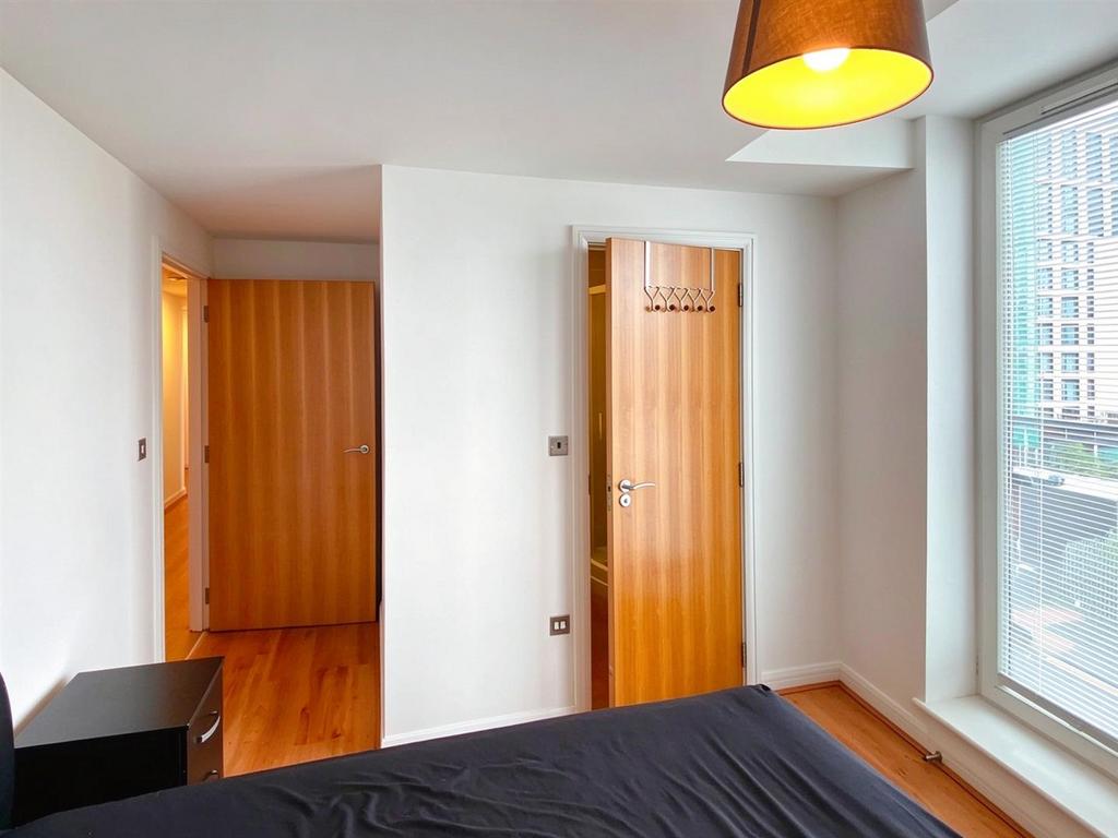 Apartment in Birmingham - More