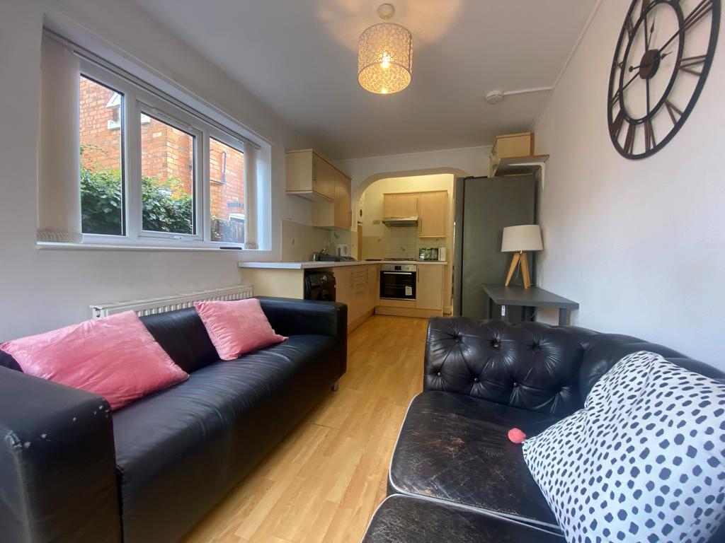 House in BIRMINGHAM - View 2