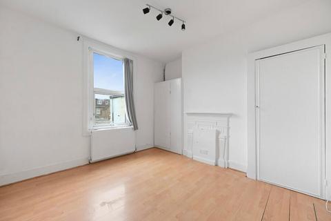 3 bedroom terraced house for sale, Graham Road, Harrow, Middlesex, HA3 5RF