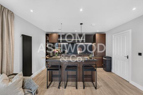 2 bedroom apartment for sale, Keele House, Academy Way, Dagenham, RM8 2FQ