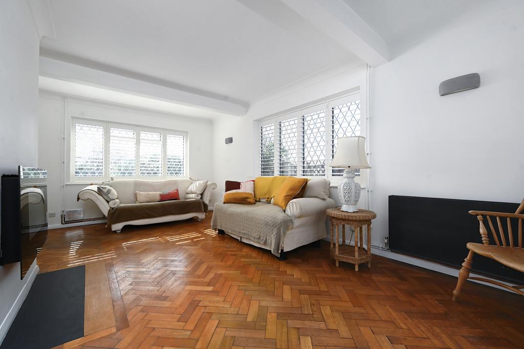 House in Brighton - View 2