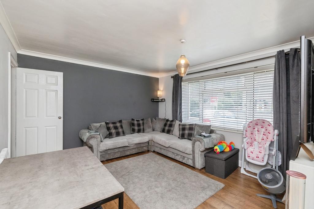 Apartment in Somerset - View 3