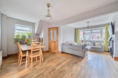 4 bedroom semi-detached house for sale, Southview Road, Bromley