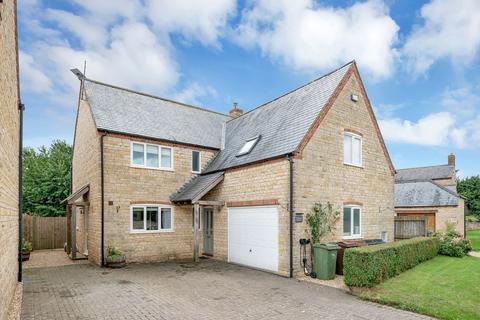 4 bedroom detached house for sale, Stonesby Road, Saltby, LE14