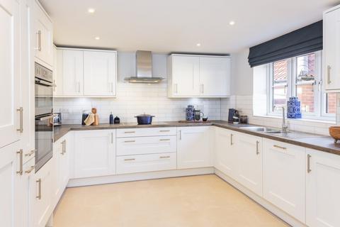 3 bedroom end of terrace house for sale, Hayling Street, North Baddesley, Southampton, Hampshire, SO52