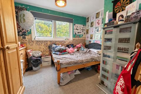 undefined, Davison Close, Leicester, Leicestershire, LE5 4EQ